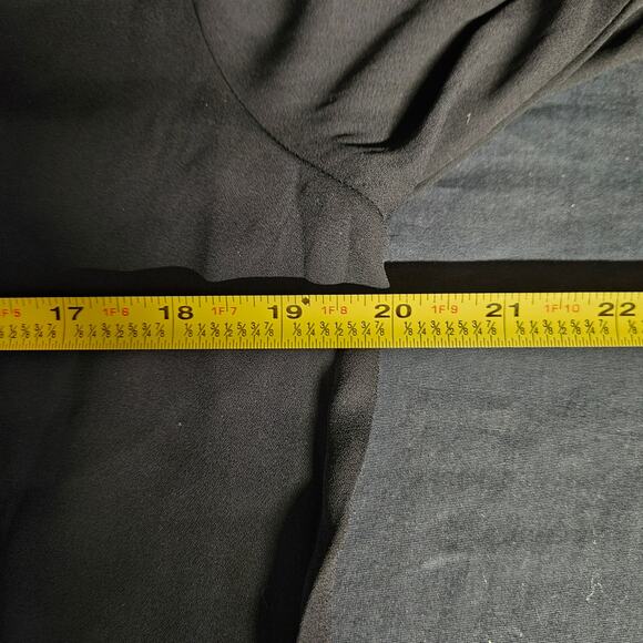 Nine Britton Black Long Sleeve Blouse Size M Scalloped Neckline Mature Office - Picture 7 of 9